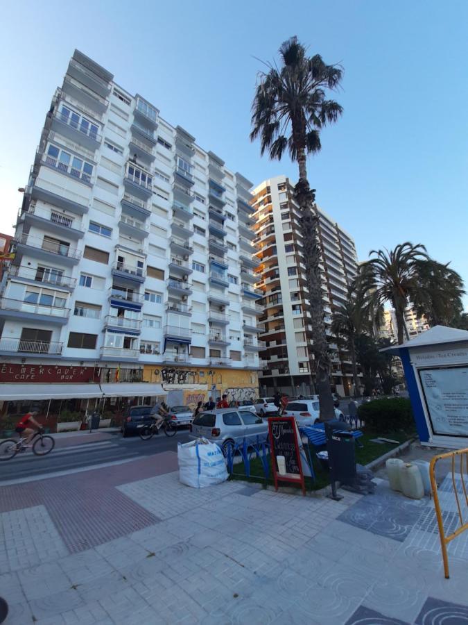Apartamento Malaga Port Exterior photo